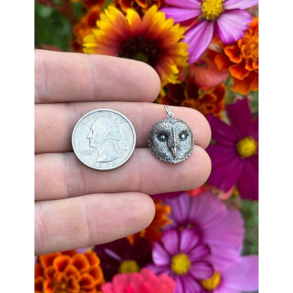 Sterling Silver Barn Owl Face Charm - Picture 5 of 5
